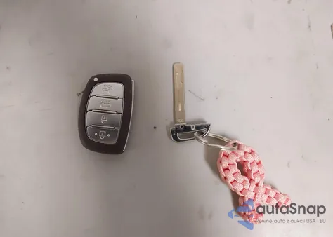 2021 Hyundai Tucson Value z USA, uszkodzony, nr VIN KM8J3CA40MU361639